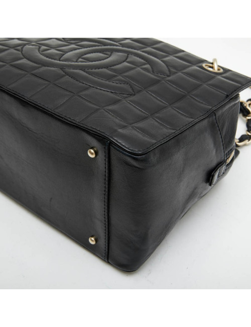 CHANEL tote bag in black quilted leather