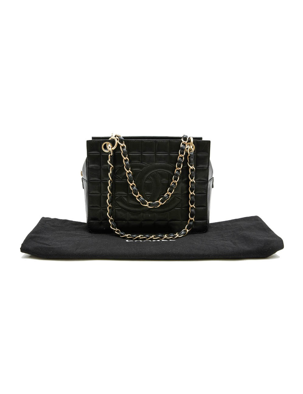 CHANEL tote bag in black quilted leather