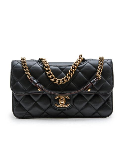 CHANEL 'Pondichery' model double flap bag in black quilted leather