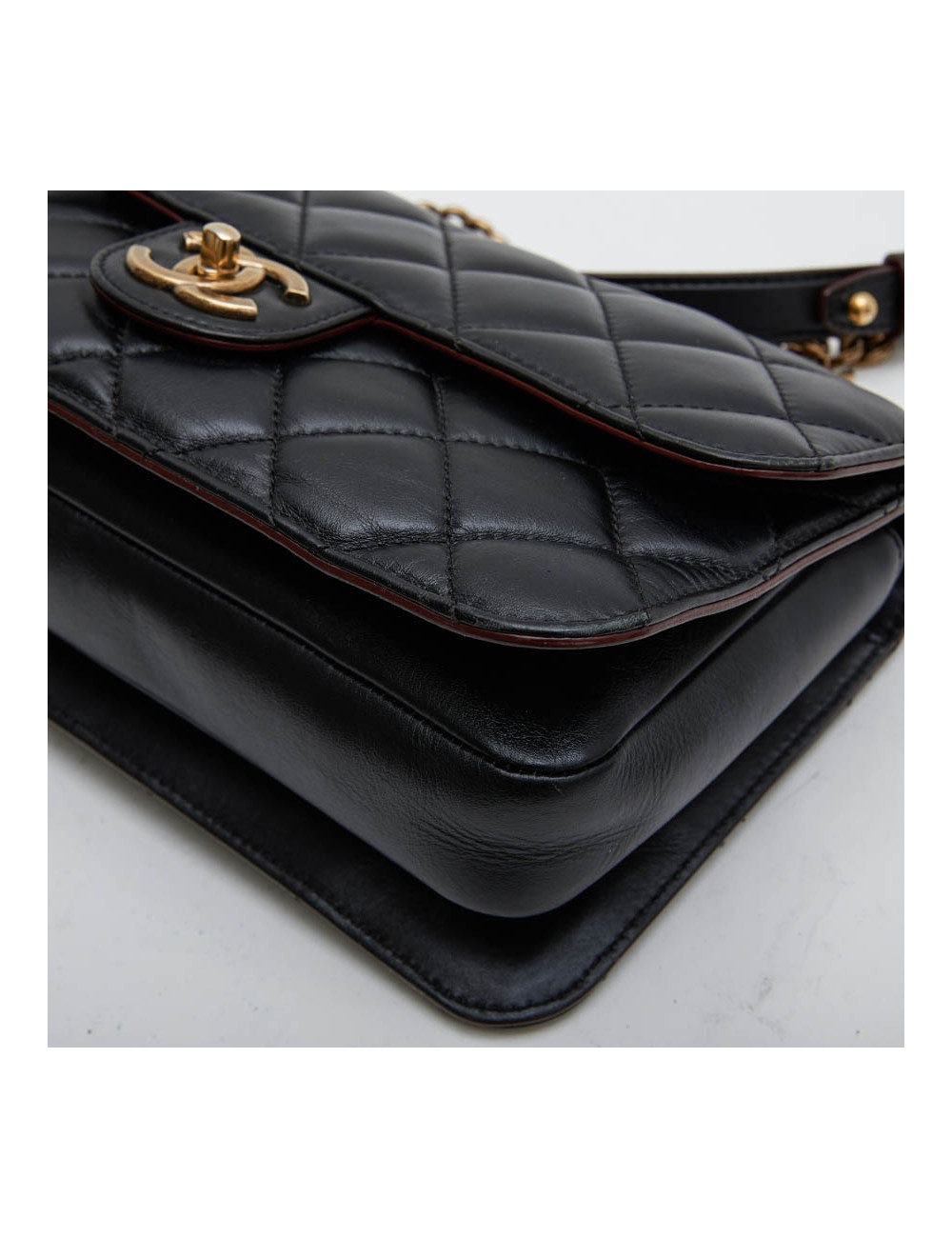 CHANEL 'Pondichery' model double flap bag in black quilted leather