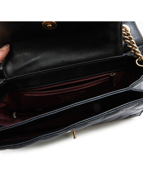 CHANEL 'Pondichery' model double flap bag in black quilted leather