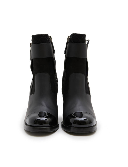 CHANEL ankle boots in black leather T38,5 