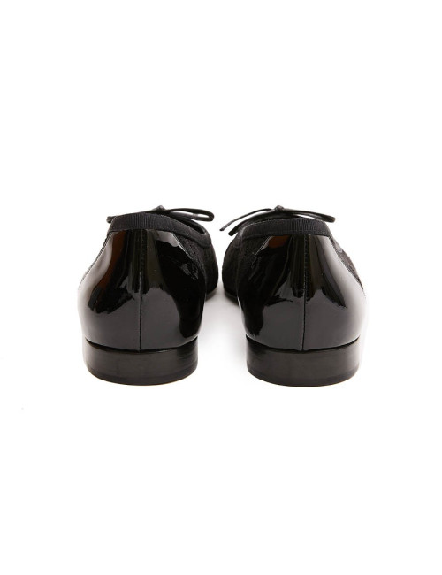 Ballerines T 34 CHANEL en dentelle et cuir noir