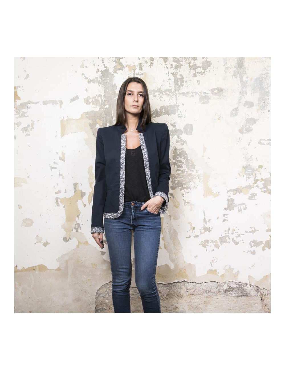 Veste KARL LAGERFELD bleu et bordé de tweed