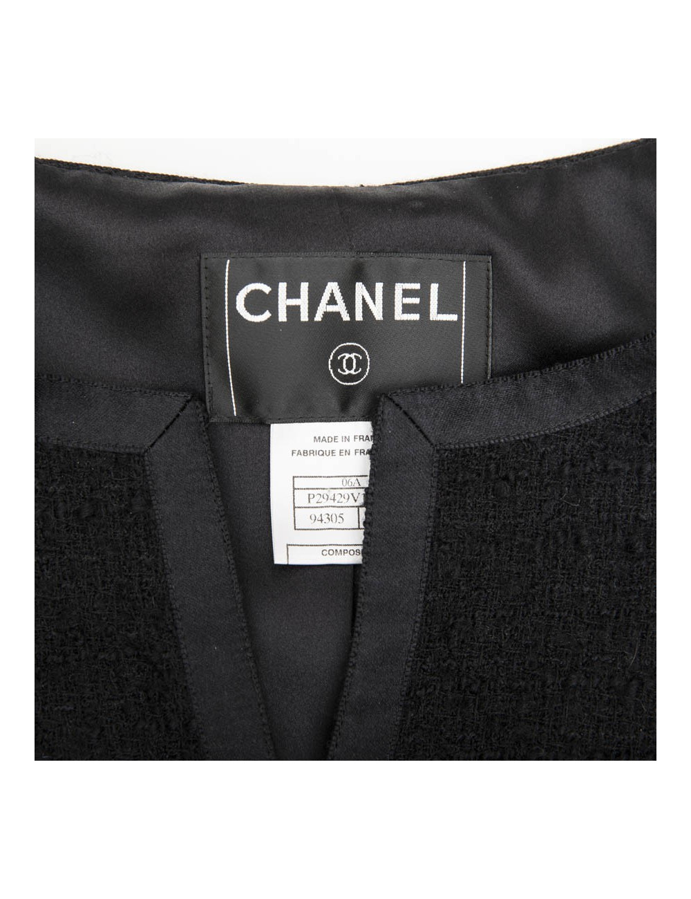 Veste T 34 CHANEL en tweed noir et rubans en soie