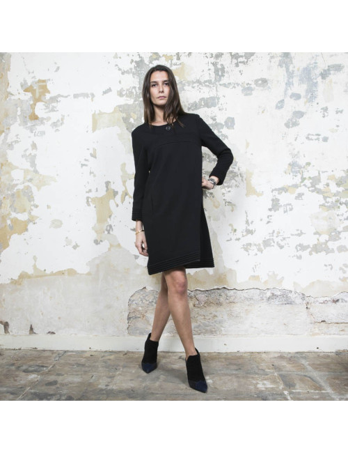 Robe CHANEL T 38 en jersey noir