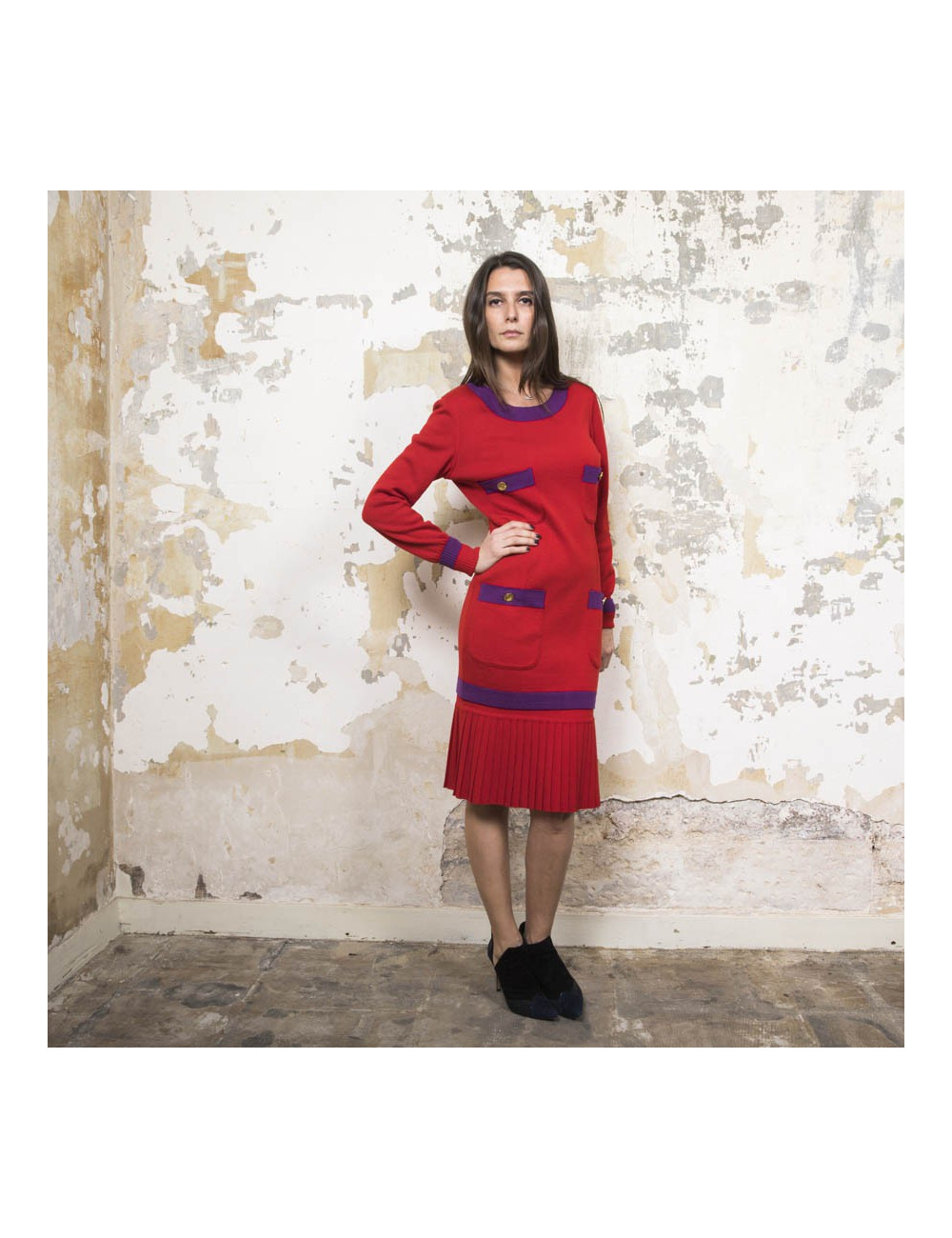 Ensemble CHANEL T 38 pull et jupe en laine rouge avec bordures violettes