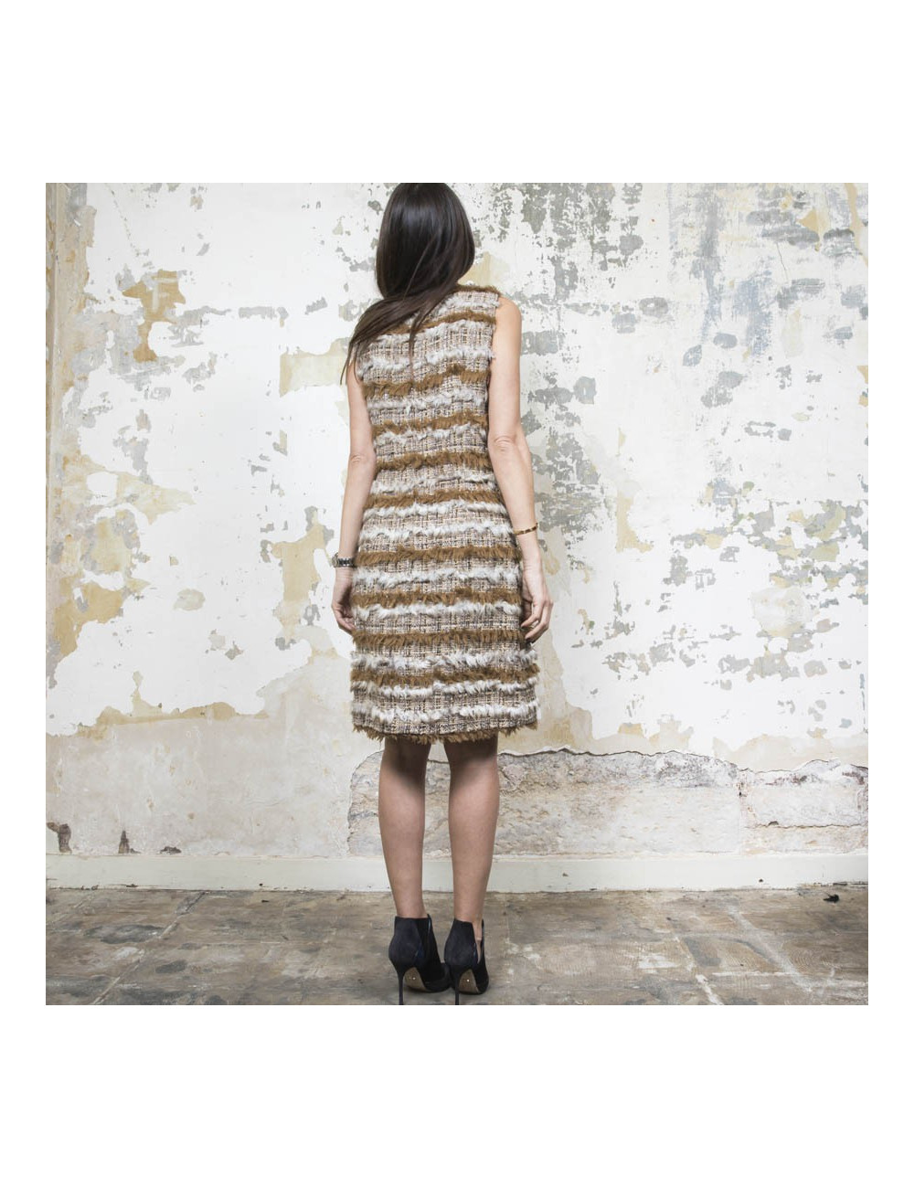 Robe CHANEL tweed et fausse fourrure T38