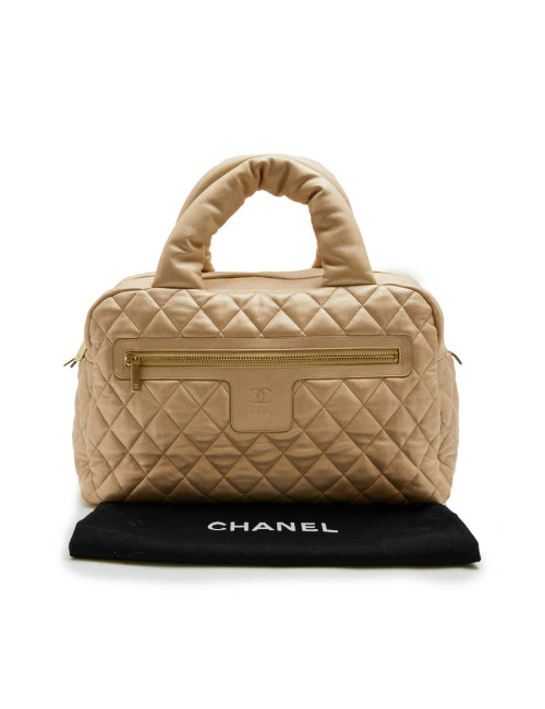  CHANEL 'Cocoon' bag in gold quilted leather