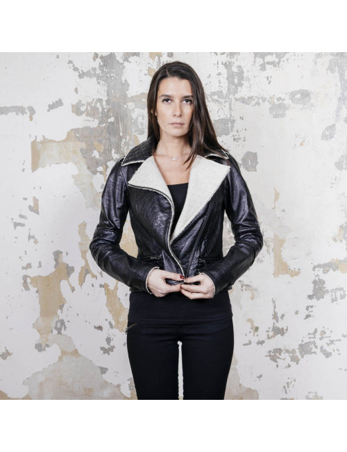 Perfecto  t 34 CHANEL cuir noir