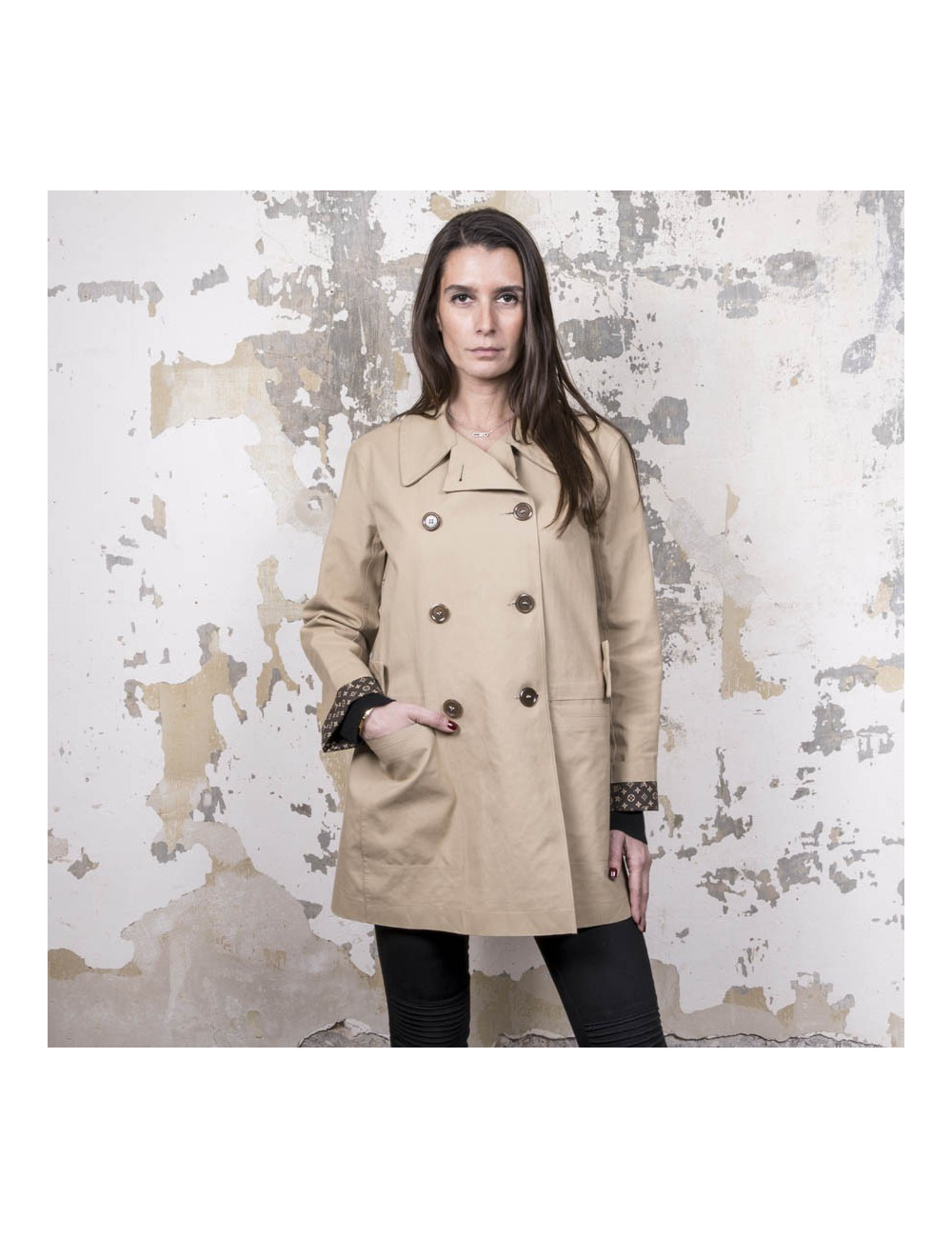 LOUIS VUITTON Mackintosh raincoat in beige cotton size 42