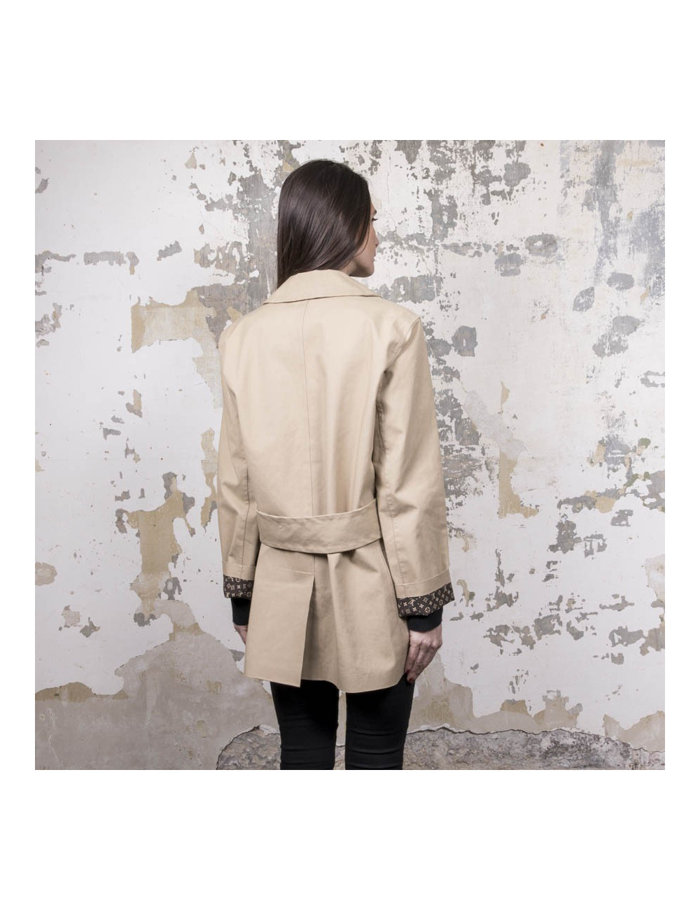 LOUIS VUITTON Mackintosh raincoat in beige cotton size 42