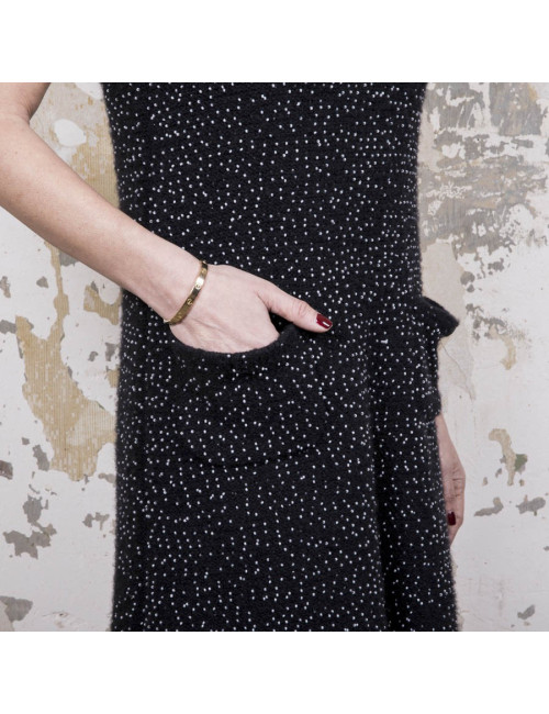 Robe CHANEL en laine noire perlée