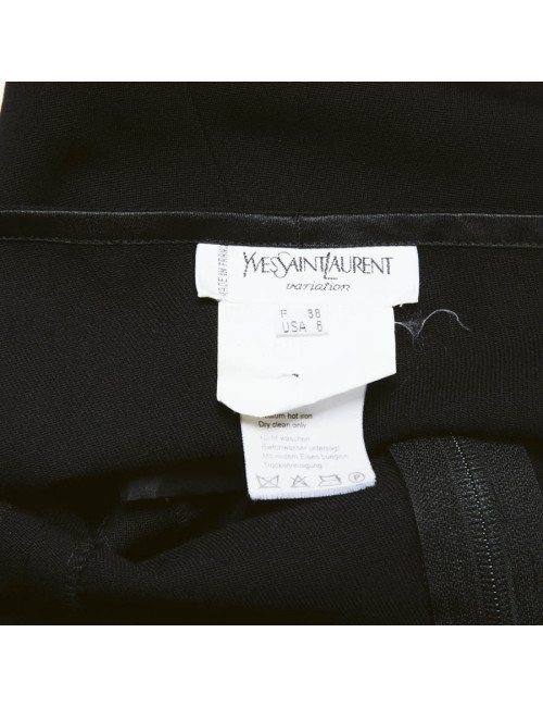 Robe YVES SAINT LAURENT T 38 FR en laine noire dos nu et col de veste