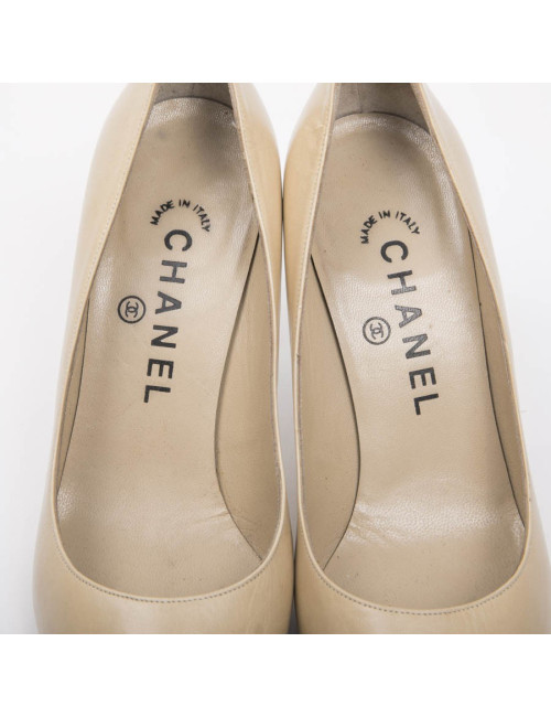 CHANEL high heels in beige and black smooth lamb leather size 35.5C