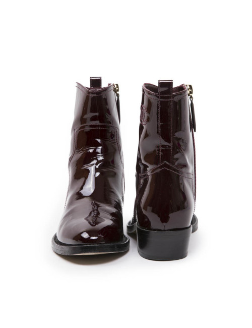 Boots T 37 CHANEL cuir verni lie de vin