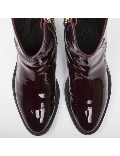 Boots T 37 CHANEL cuir verni bordeaux