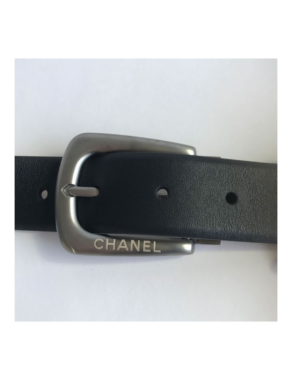 Ceinture CHANEL T 95  en cuir lisse noir