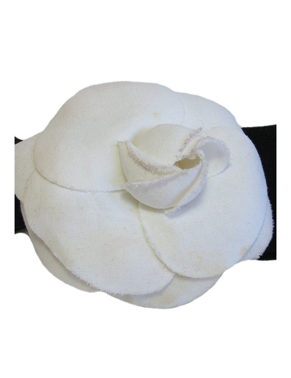 Broche noeud camélia CHANEL noir et blanc