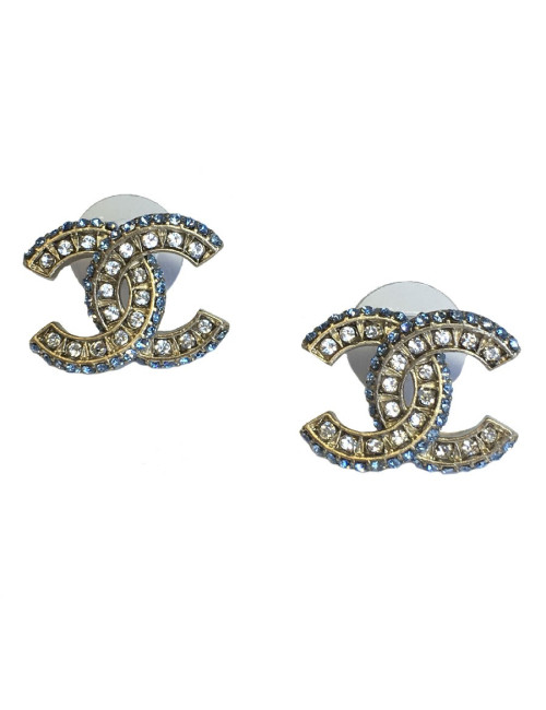 Boucles d'oreille clous CHANEL double C strass