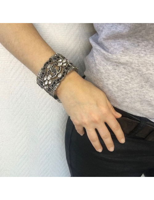 CHANEL Couture articulated cuff bracelet in matte silver metal set with Swarovski rhinestones