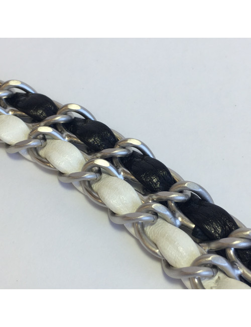 Ceinture CHANEL T85 en chaine argentée et cuir blanc et noir 