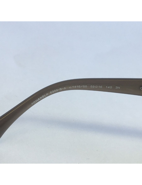 CHANEL sunglasses with rhinestones paved temples