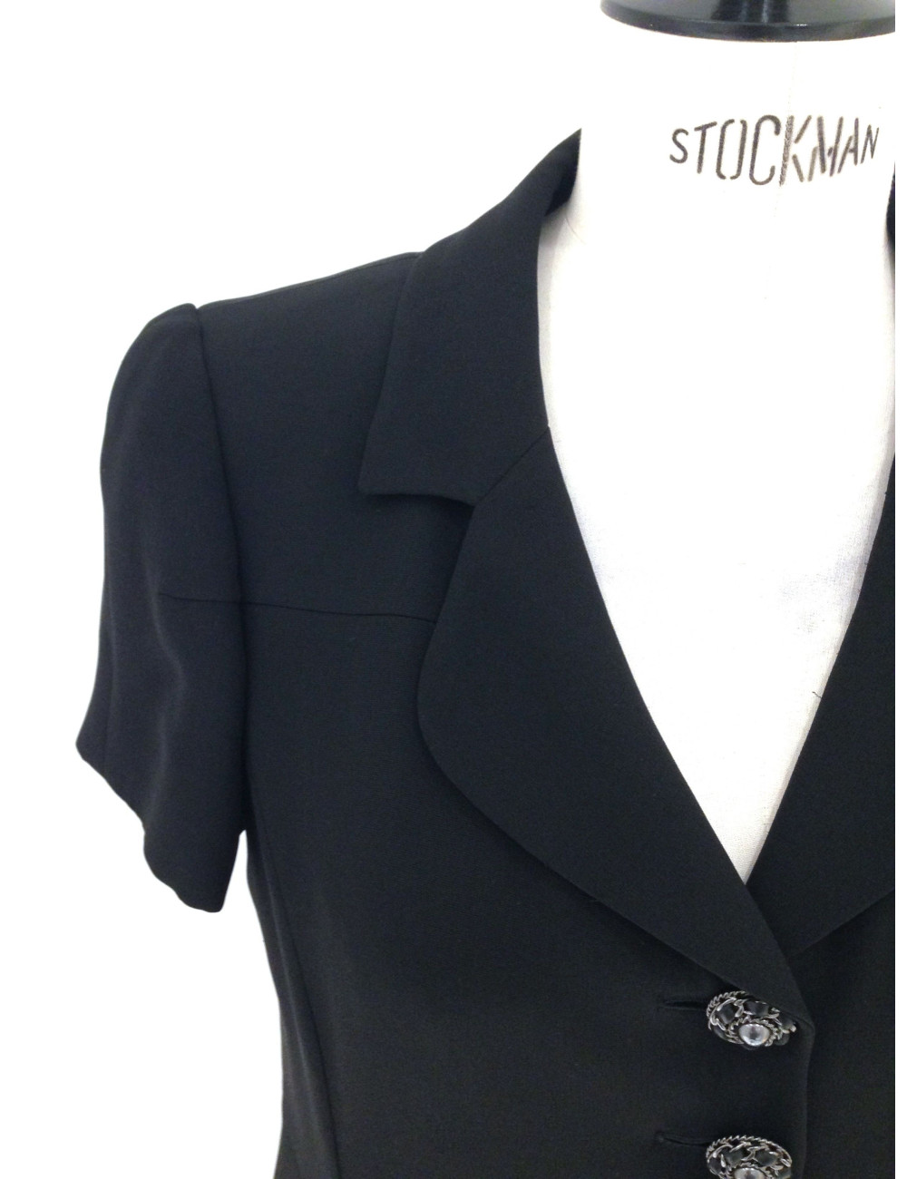 Robe manteau T 42 CHANEL en soie noire