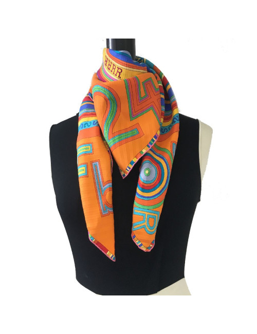 Grand foulard HERMES 
