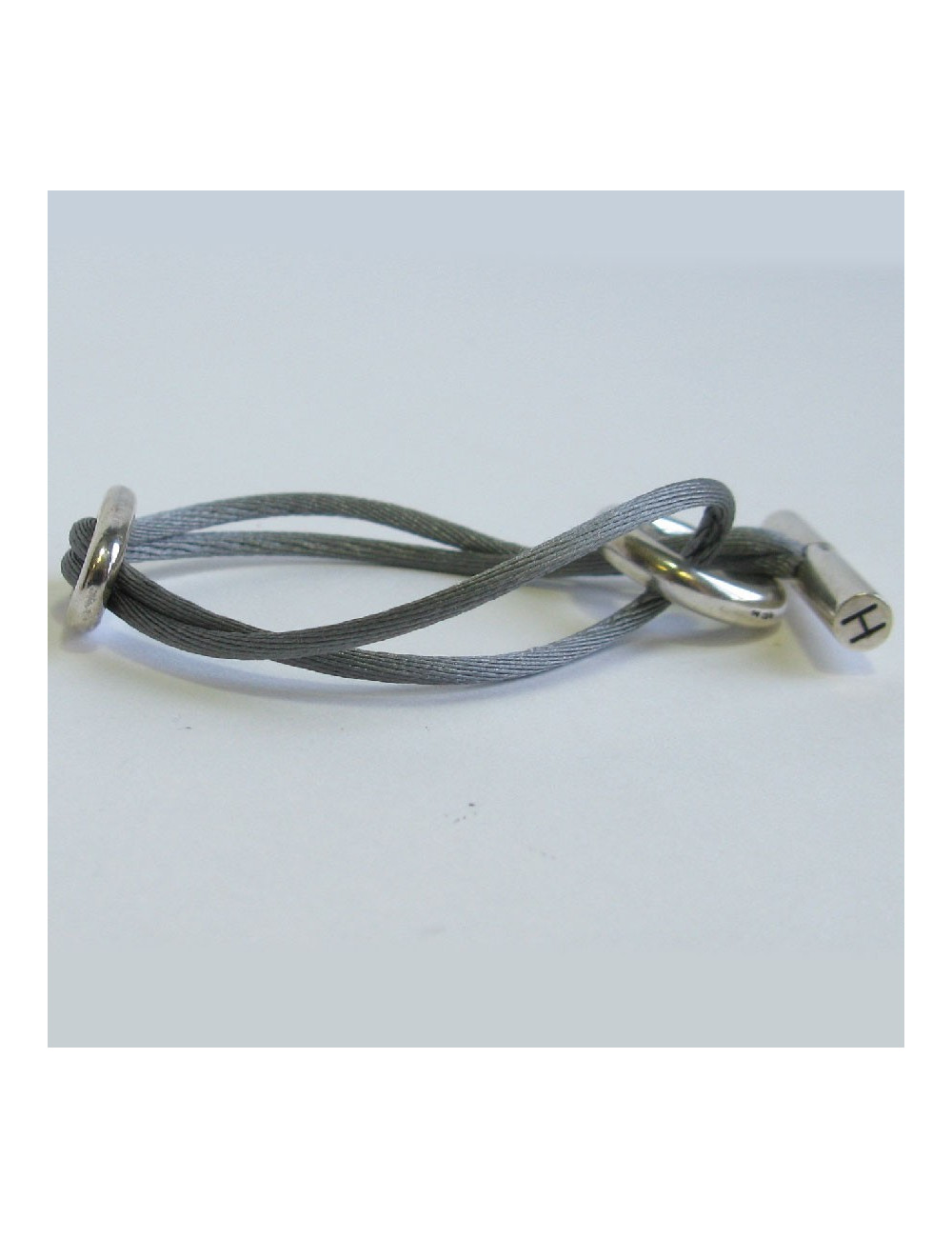 Bracelet HERMES 'Skipper' en argent et fil en satin gris