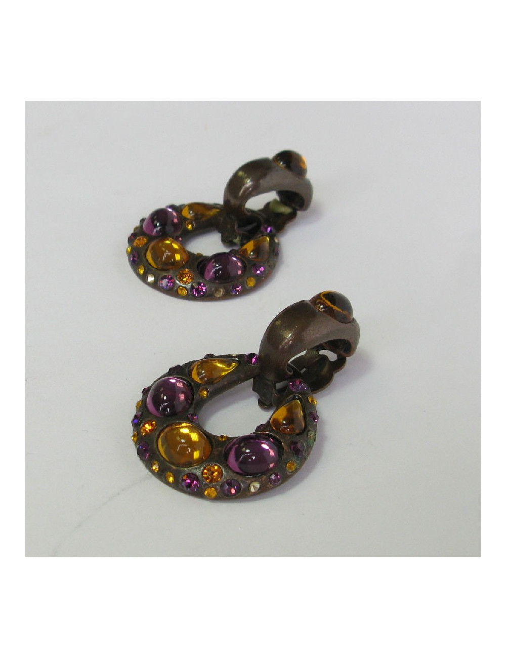  YSL YVES SAINT LAURENT Vintage clip-on earrings in bronze metal, rhinestones and resin
