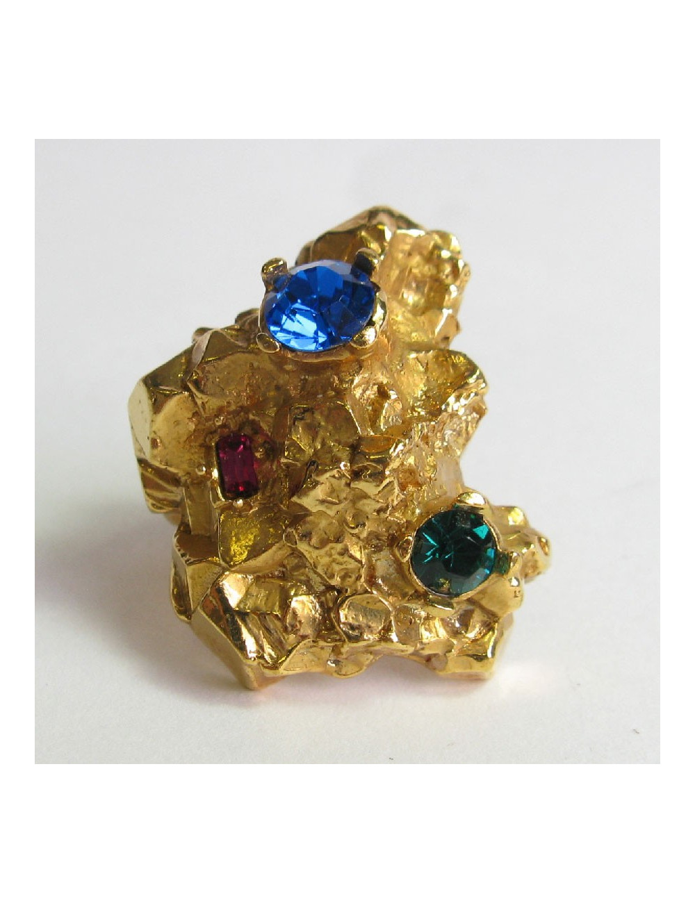 YSL YVES SAINT LAURENT ring in gilt metal and multicolored fantasy stones
