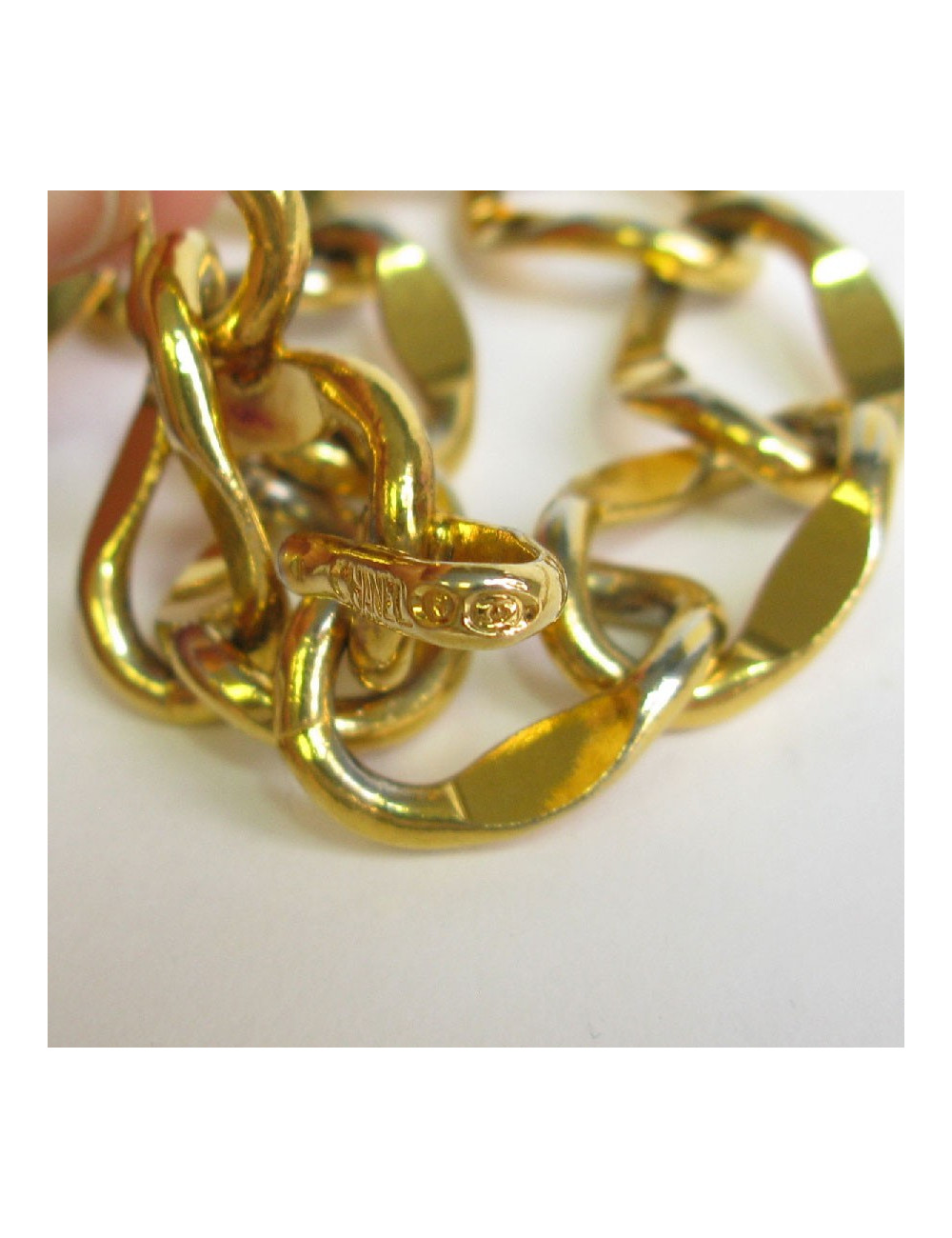 CHANEL belt in gold mesh chain vintage