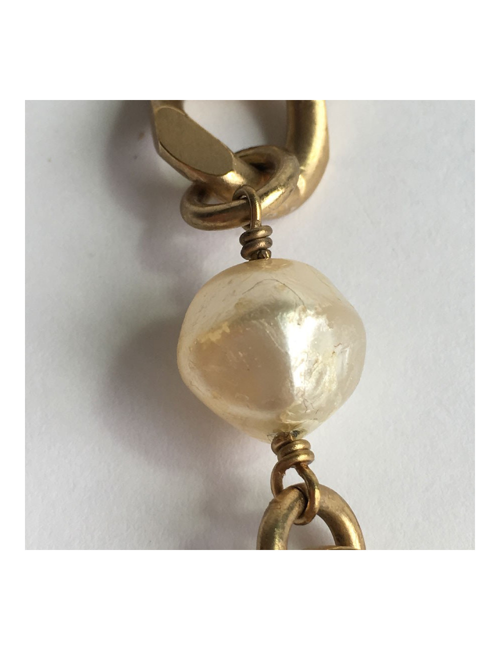 Ceinture sautoir CHANEL chaînes dorés et perles