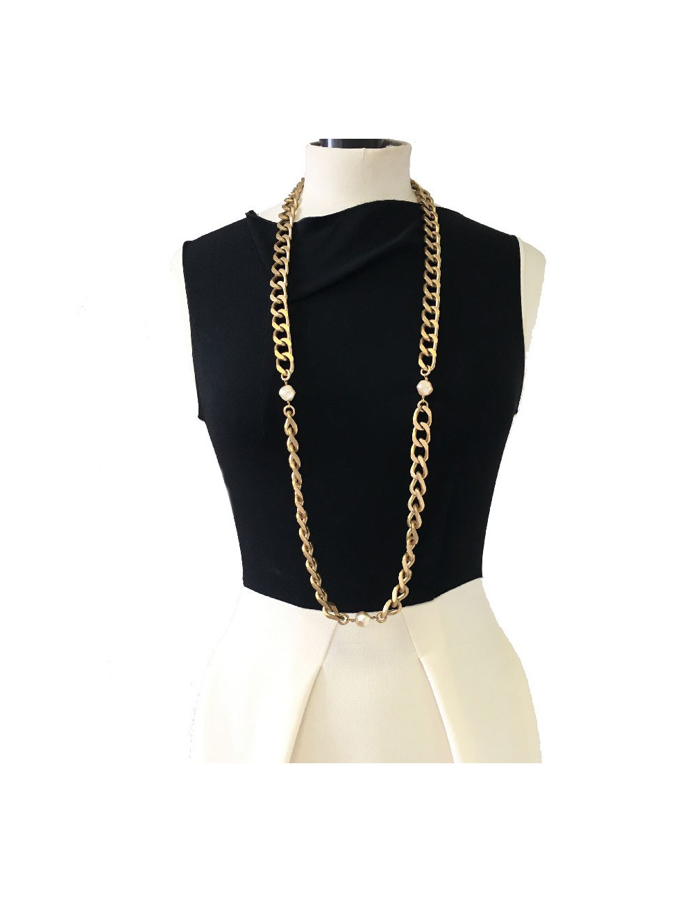 CHANEL vintage Necklace belt in matte gilded metal and pearls