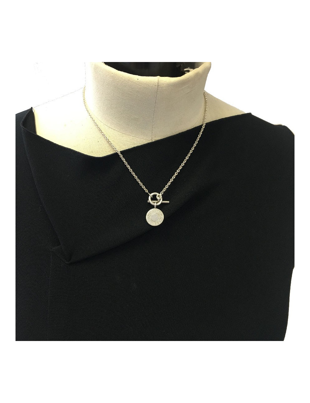 Collier HERMES  pendentif Clou de selle en argent