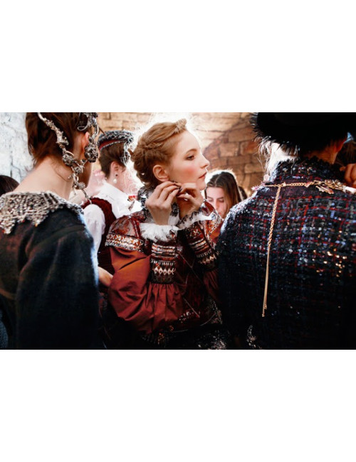 Collier CHANEL ras de cou camélias