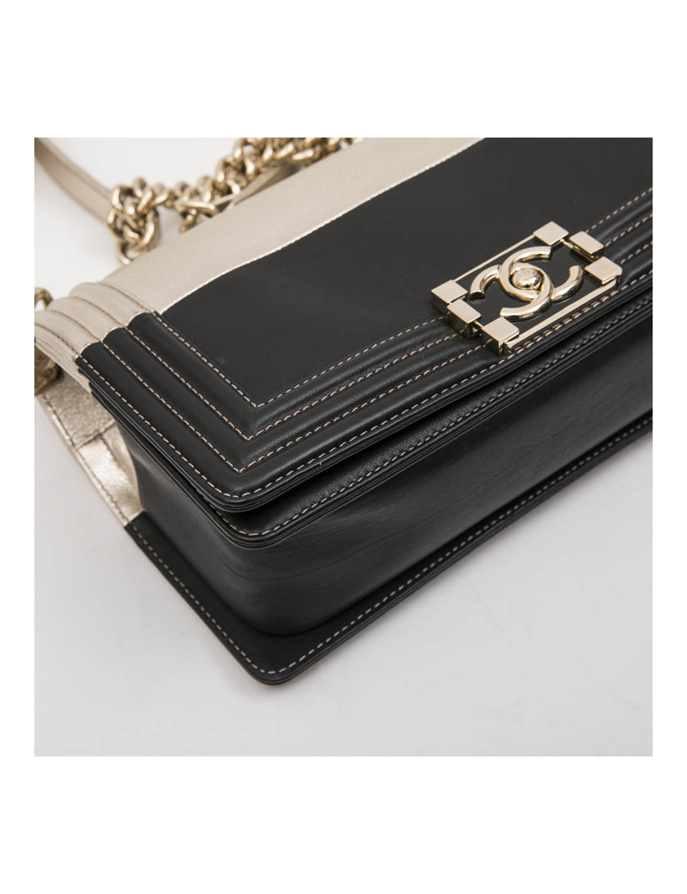 Sac " Boy" CHANEL bicolore noir et argent