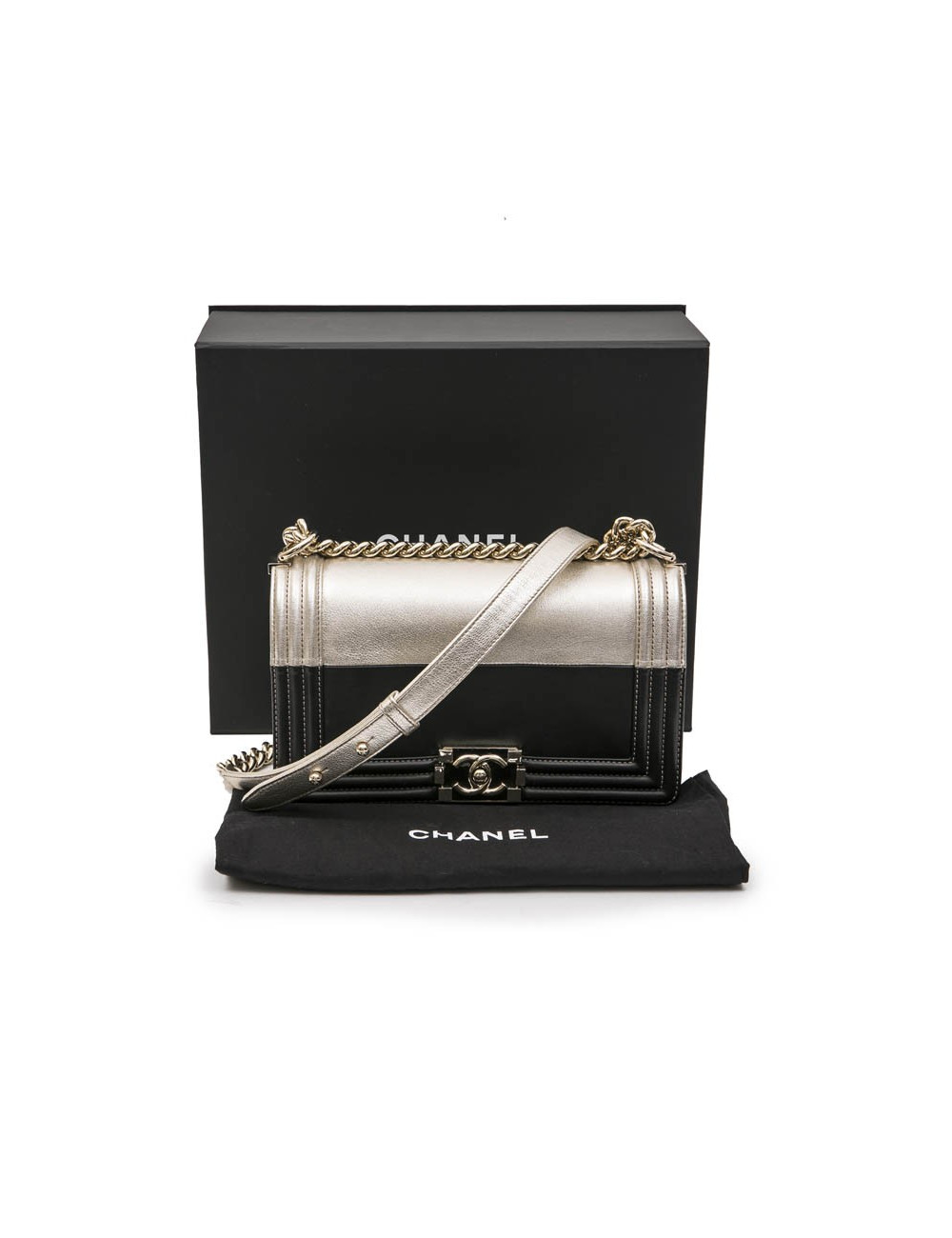 Sac " Boy" CHANEL bicolore noir et argent