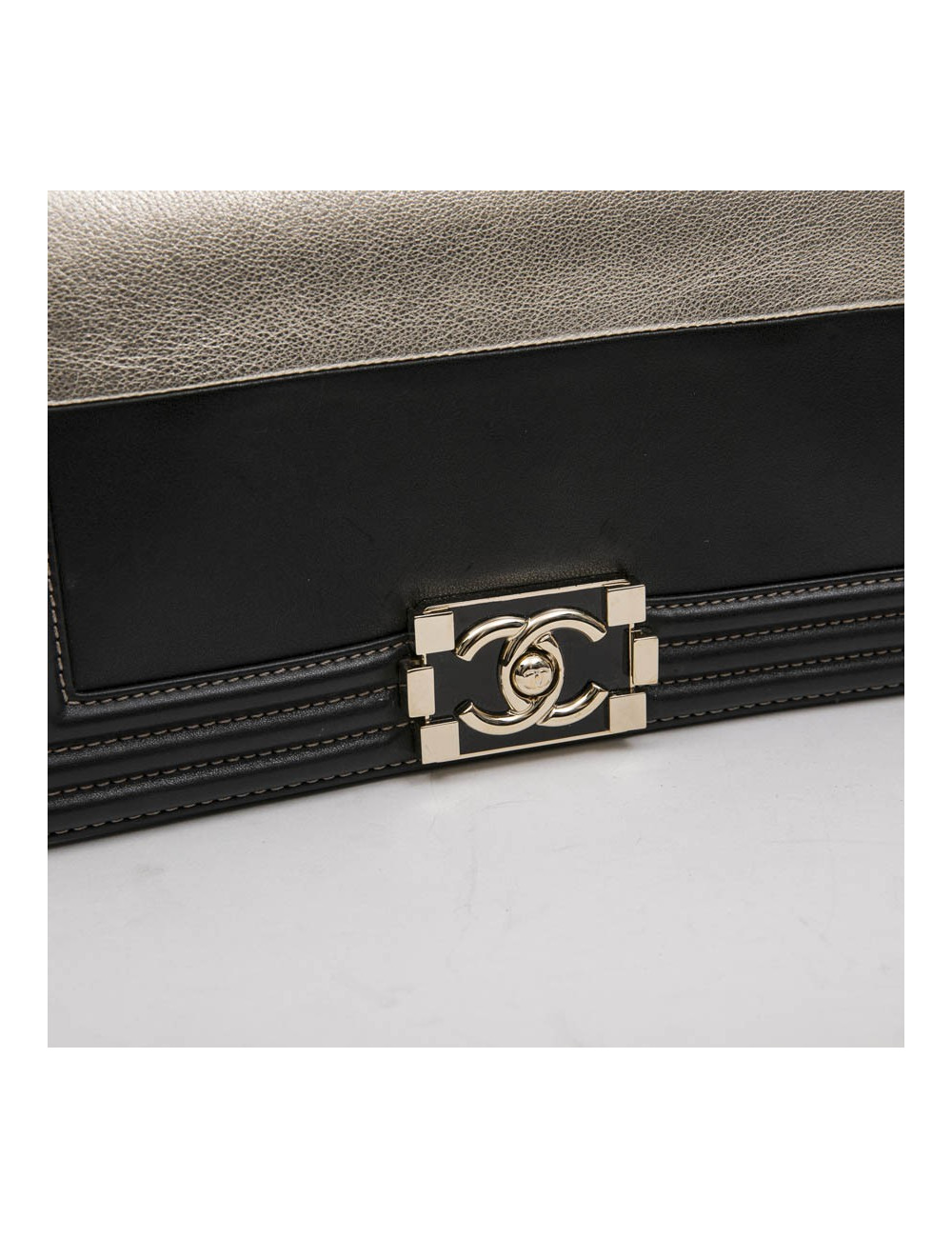 CHANEL Boy bag in black and pale gold smooth lamb leather