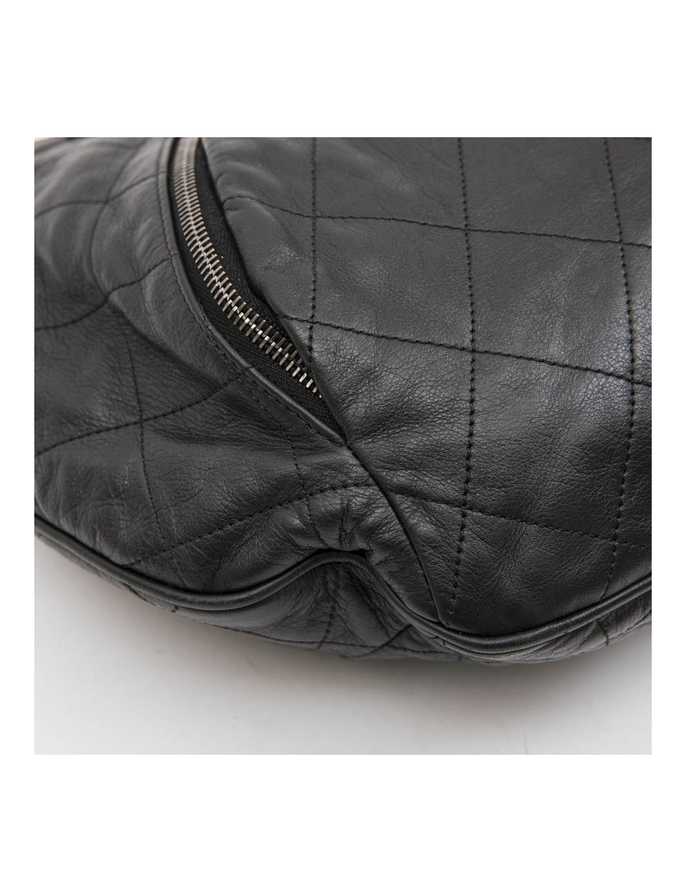 CHANEL messenger bag in aged soft gray quilted lambskin leather