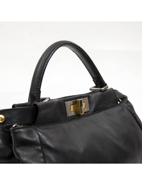 FENDI Peekaboo bag in soft black leather Médium size