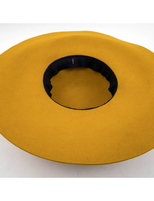 E.S Chapeau TM MAISON MICHEL en feutrine jaune