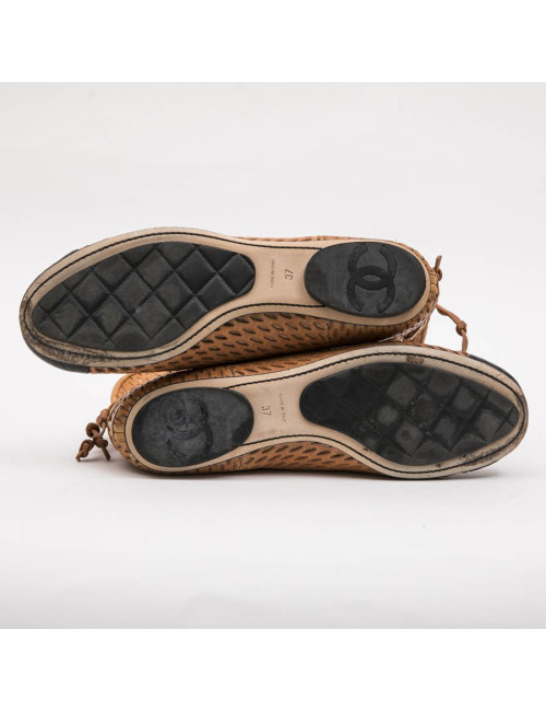 CHANEL Boots in Gold perforated leather and black lamskin leather size 37