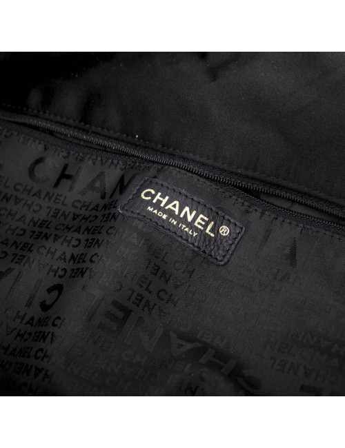 Sac CHANEL en satin duchesse noir