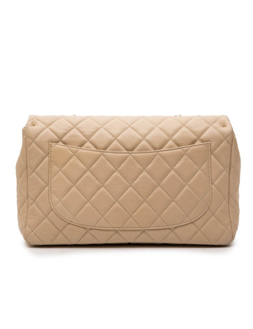 Sac Jumbo CHANEL cuir matelassé souple beige