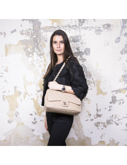 Sac Jumbo CHANEL cuir matelassé souple beige