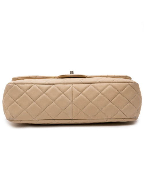 Sac Jumbo CHANEL cuir matelassé souple beige