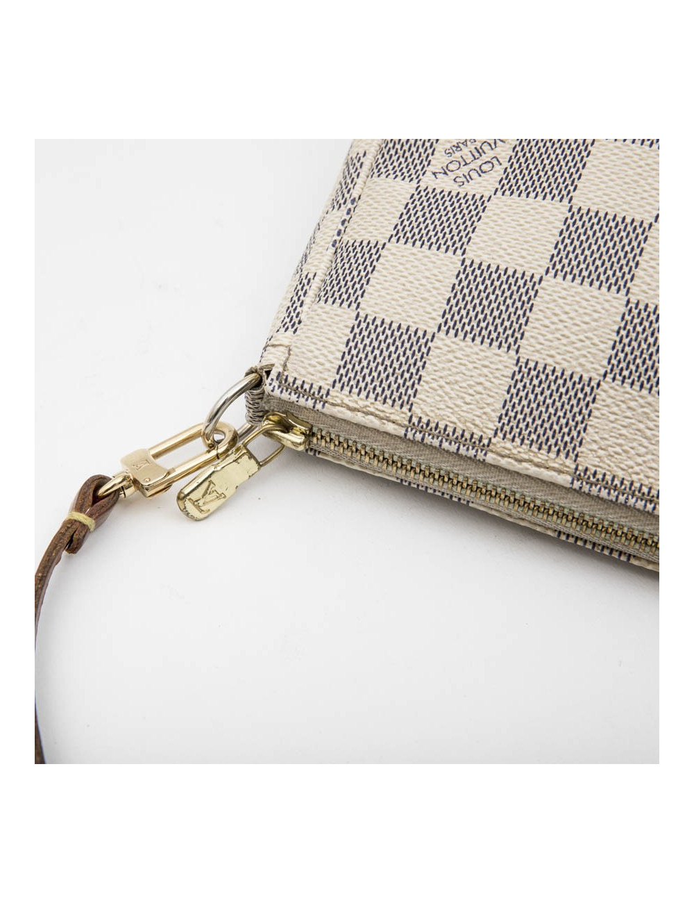 LOUIS VUITTON clutch bag in Azur checkered canvas and natural cow leather