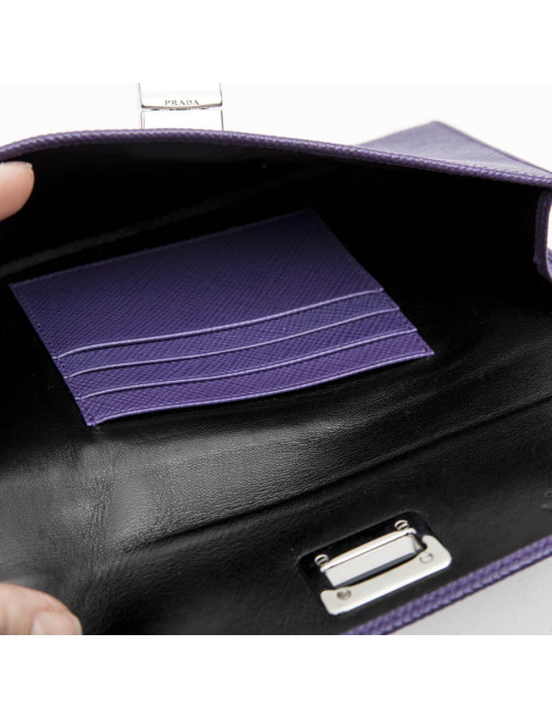 Pochette PRADA en cuir Saffiano violet